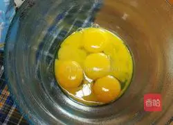 Illustration of how to make chiffon cake 2