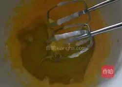 Illustration of how to make six-inch cocoa chiffon cake 4