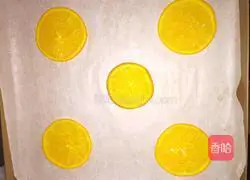 Orange Illustration of how to make fragrant cake rolls 2