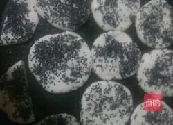 Illustration of how to make black sesame steamed buns 6