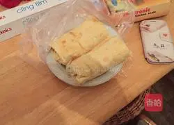 Swiss Cake Roll Recipe Illustration 7