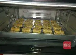 Illustration of how to make crispy biscuits 13