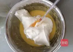 Chiffon Cake Recipe Illustration 6