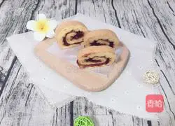 Strawberry Jam Cake Roll Recipe Illustration 18