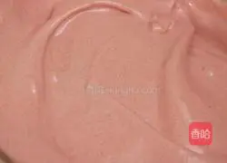 Red Velvet Cake Roll Recipe Illustration 4