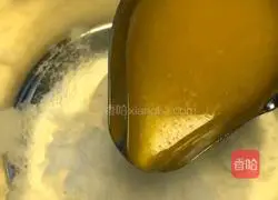 Illustration of how to make matcha towel roll 2