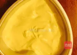 Illustration of how to make six-inch chiffon cake 13