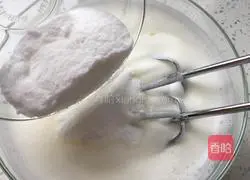 Chiffon Cake (8-inch) Recipe Illustration 7