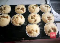 Pumpkin Chiffon Cake Recipe Illustration 14