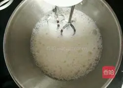 Illustration of how to make chiffon cake cake embryo 3