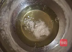 Chiffon cake— Illustration of the eight-inch method 6