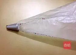 Illustration of how to make rainbow meringue 10