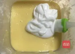 Illustration of how to make raisin cake roll 9