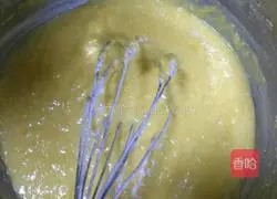 Illustration of how to make pumpkin onion and meat floss cake rolls 3