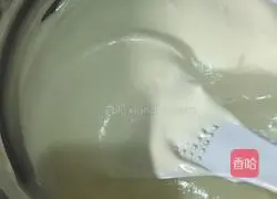 Illustration of how to make six-inch chiffon cake 7