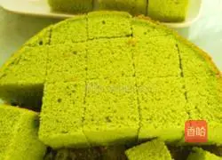 Illustration of how to make eight-inch matcha chiffon cake 18