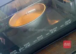 Illustration of how to make 8-inch sponge cake 8