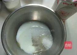 Illustration of how to make six-inch chiffon cake (back-egg method) 1