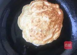 Illustration of how to make dough egg pancakes 4