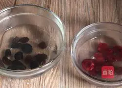 Illustration of how to make dried fruit yogurt muffins 2