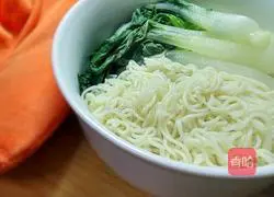 Illustration of how to make light cabbage pancake noodles (rice cooker version) 6