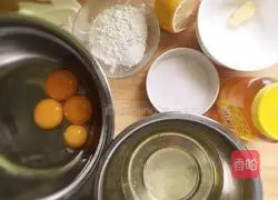 Cranberry Cake Roll Recipe Illustration 1