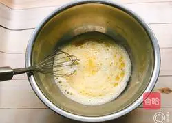 Illustration of how to make banana waffles 3