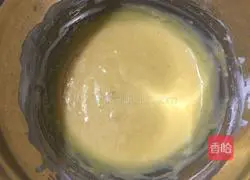 Illustration of how to make cream cake roll 5