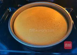 Illustration of how to make chiffon cake 19