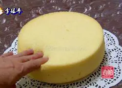Illustration of how to make 8-inch chiffon cake 14