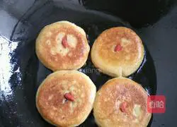 Illustration of how to make potato pancakes 8