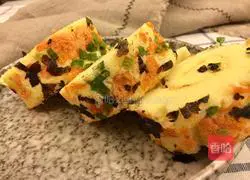 Illustration of how to make chives, seaweed and meat floss cake rolls 23