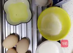 Strawberry Cake Roll Recipe Illustration 1