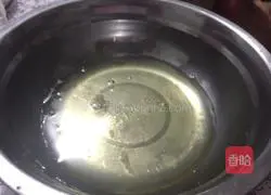 Illustration of how to make chiffon cake 3