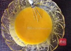 Illustration of how to make meat floss cake rolls 5