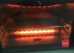 Qifeng San Illustration of how to make layered strawberry layer cake 7