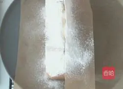 Illustration of how to make fig-filled pound cake 11