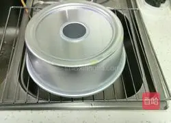 Matcha Chiffon Cake Recipe Illustration 16