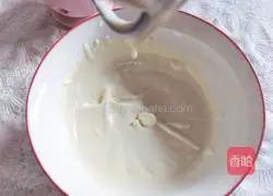 Strawberry Cream Cake Recipe Illustration 14