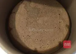 Illustration of how to make rice cooker cocoa chiffon cake 7