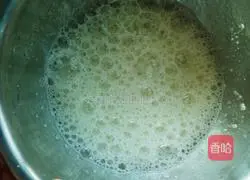 Illustration of how to make red cake rolls 9