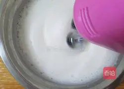 Illustration of how to make eight-inch chiffon cake 5