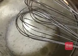 Illustration of how to make chiffon cake 4