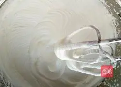 Cream Fruit Cake Illustration 3