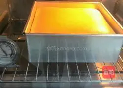 Illustration of how to make chiffon cake square mold 10