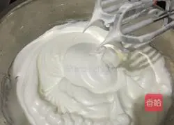 Illustration of how to make cocoa cream layer cake 8