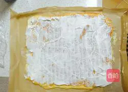 Illustration of how to make small cream cake rolls 15