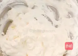 Strawberry Cream Cake Roll Recipe Illustration 12