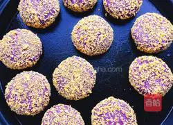 Illustration of how to make cheese and purple potato cakes 11