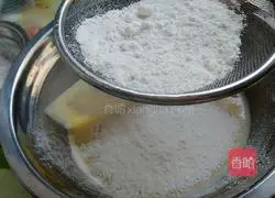  Illustration of how to make striped chiffon cake 4